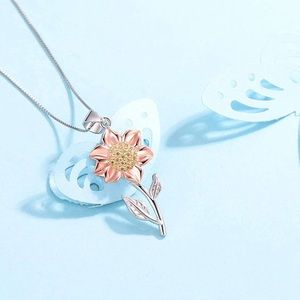 Sparkling Sunflower 14k Necklace